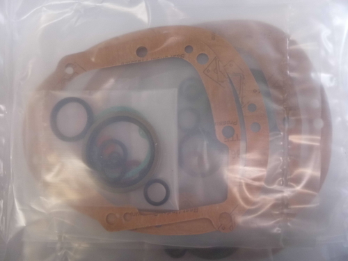 AMC GEARBOX   GASKET AND SEAL SET   HEAVYWEIGHTS ONLY NOT BURHAM